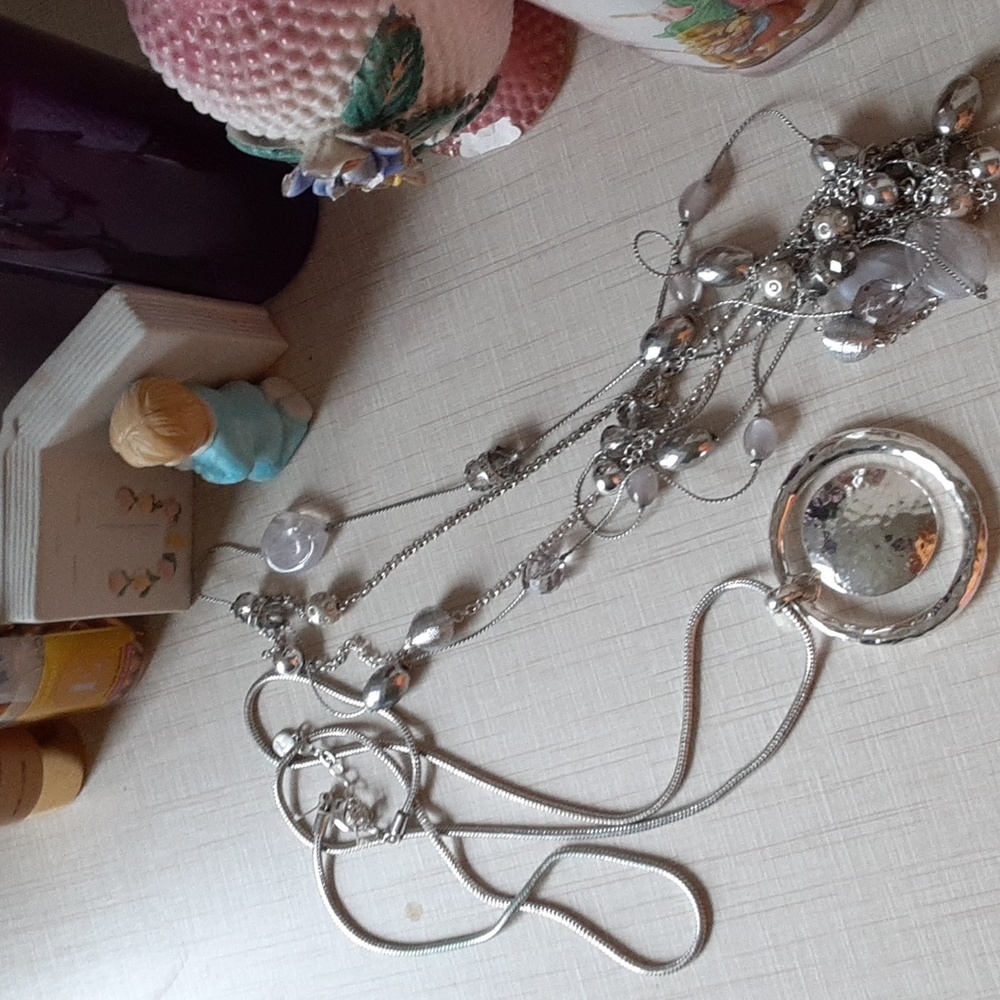 2 pcs.necklaces